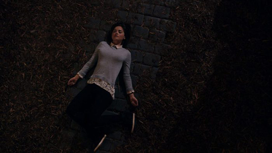 clara-oswald-dead-doctor-who-face-the-raven-ground.jpg