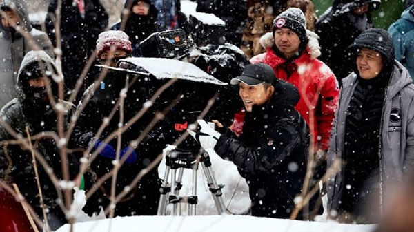 zhang-yimou-behind-the-scenes-pic-cr-res.jpg