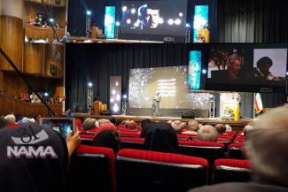 در مراسم جشن منتقدان و نویسندگان سینمای ایران، &quot;ابد و یک روز&quot; جوایز اصلی را از آن خود کرد