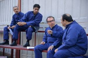 مهران مدیری مجرمان زندان متفاوتش را معرفی کرد / سری دوم سریال &quot;در حاشیه&quot; برای پخش از شبکه سه سیما در حال ساخت است